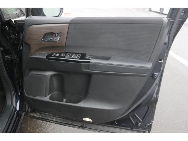 オデッセイハイブリッド e:HEVアブソルート・EX 禁煙車 1オーナー 11.6型フリップダウンモニター 純正10型ナビ フルセグ 全周囲カメラ ハーフレザー 両側パワースライドドア パワーバックドア ホンダセンシング 純正18インチAW AC100V(35枚目)