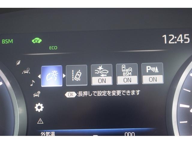 クラウンハイブリッド S Cパッケージ 禁煙車 セーフティセンス イージークローザー ベージュ革シート ETC2.0 純正8インチナビ ブラインドスポット 前席パワーシート 前席シートヒーター バックカメラ フルセグ LEDヘッドランプ(6枚目)