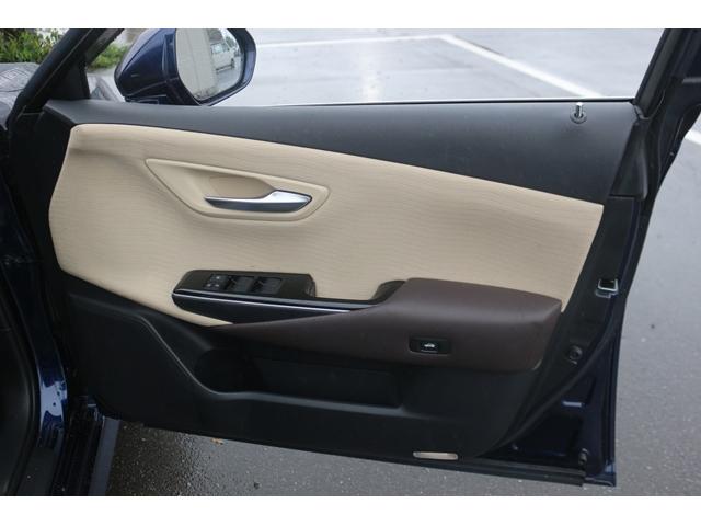 クラウンハイブリッド S Cパッケージ 禁煙車 セーフティセンス イージークローザー ベージュ革シート ETC2.0 純正8インチナビ ブラインドスポット 前席パワーシート 前席シートヒーター バックカメラ フルセグ LEDヘッドランプ(34枚目)