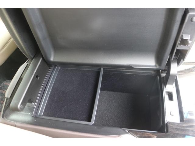 クラウンハイブリッド S Cパッケージ 禁煙車 セーフティセンス イージークローザー ベージュ革シート ETC2.0 純正8インチナビ ブラインドスポット 前席パワーシート 前席シートヒーター バックカメラ フルセグ LEDヘッドランプ(59枚目)