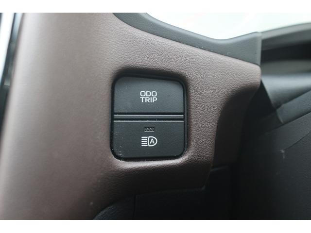 クラウンハイブリッド S Cパッケージ 禁煙車 セーフティセンス イージークローザー ベージュ革シート ETC2.0 純正8インチナビ ブラインドスポット 前席パワーシート 前席シートヒーター バックカメラ フルセグ LEDヘッドランプ(60枚目)