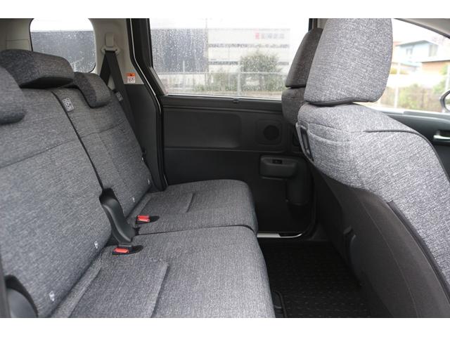 シエンタ ハイブリッドZ 禁煙車 走行7000Km OP10.5インチディスプレイナビ フルセグ パノラミックビューモニター 両側パワースライドドア レーダークルーズ ETC2.0 BSM LEDヘッドランプ(28枚目)