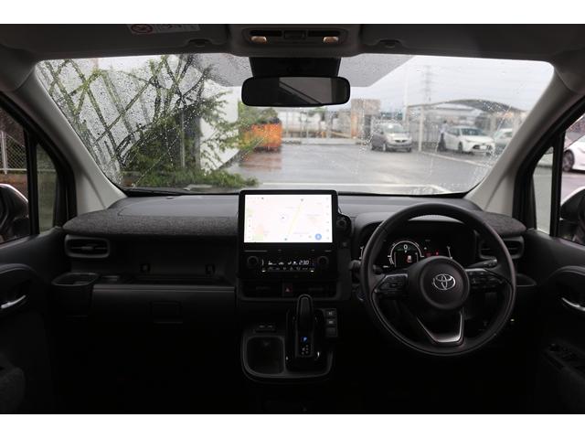 シエンタ ハイブリッドZ 禁煙車 走行7000Km OP10.5インチディスプレイナビ フルセグ パノラミックビューモニター 両側パワースライドドア レーダークルーズ ETC2.0 BSM LEDヘッドランプ(36枚目)