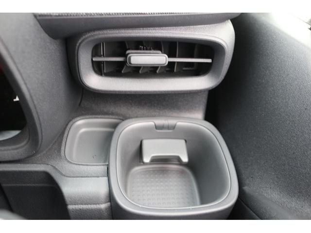 シエンタ ハイブリッドZ 禁煙車 走行7000Km OP10.5インチディスプレイナビ フルセグ パノラミックビューモニター 両側パワースライドドア レーダークルーズ ETC2.0 BSM LEDヘッドランプ(60枚目)