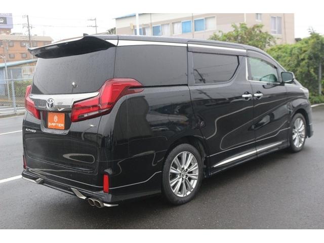 アルファード ２．５Ｓ　タイプゴールド　禁煙車　モデリスタエアロ　シグネチャーイルミ　後席モニター　３眼ＬＥＤヘッドライト　純正９型ナビ　バックカメラ　ＤＶＤデッキ　衝突軽減　電動リヤゲート　両側電動スライドドア　レーダークルーズ（22枚目）