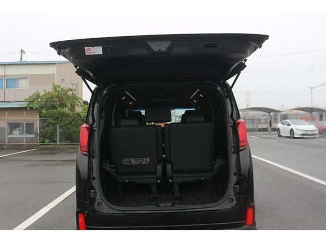 アルファード ２．５Ｓ　タイプゴールド　禁煙車　モデリスタエアロ　シグネチャーイルミ　後席モニター　３眼ＬＥＤヘッドライト　純正９型ナビ　バックカメラ　ＤＶＤデッキ　衝突軽減　電動リヤゲート　両側電動スライドドア　レーダークルーズ（34枚目）