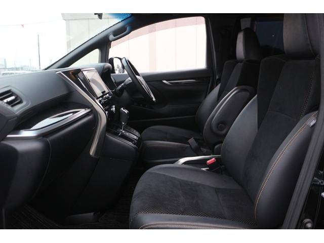 アルファード ２．５Ｓ　タイプゴールド　禁煙車　モデリスタエアロ　シグネチャーイルミ　後席モニター　３眼ＬＥＤヘッドライト　純正９型ナビ　バックカメラ　ＤＶＤデッキ　衝突軽減　電動リヤゲート　両側電動スライドドア　レーダークルーズ（42枚目）