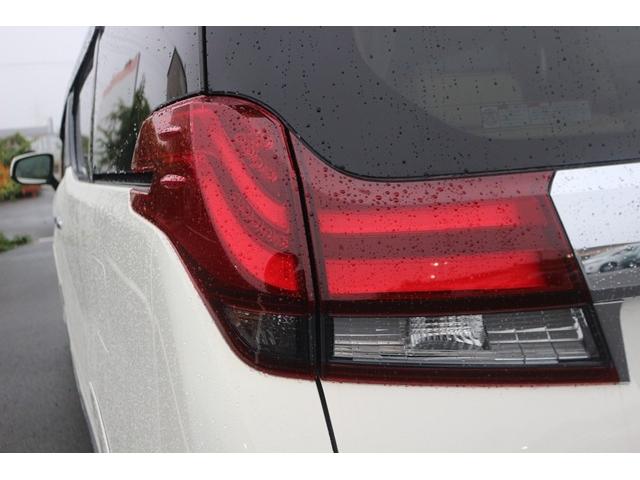 アルファード ３．５エグゼクティブラウンジ　モデリスタエアロ　後席モニター　メーカーナビ　全方位カメラ　ベージュ革シート　ＪＢＬサウンド　フルセグＴＶ　　衝突軽減　レーダークルーズ　シートヒーター　両側電動スライドドア　電動リヤゲート（29枚目）