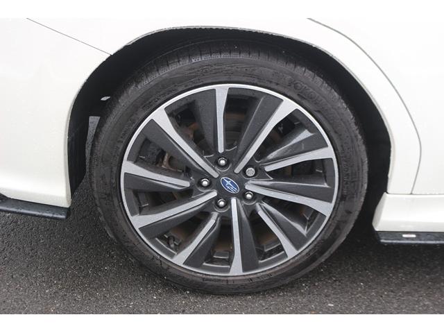 レヴォーグ ＳＴＩスポーツ　ＥＸ　禁煙車　スマートリアビューミラー　純正１１．６インチナビ　全席シートヒーター　アイサイトコアテクノロジー　前席パワーシート　ハンズフリーパワーバックドア　ブラックツートーン革シート　フルセグ　ＥＴＣ（28枚目）