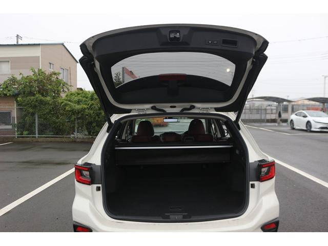 レヴォーグ ＳＴＩスポーツ　ＥＸ　禁煙車　スマートリアビューミラー　純正１１．６インチナビ　全席シートヒーター　アイサイトコアテクノロジー　前席パワーシート　ハンズフリーパワーバックドア　ブラックツートーン革シート　フルセグ　ＥＴＣ（37枚目）