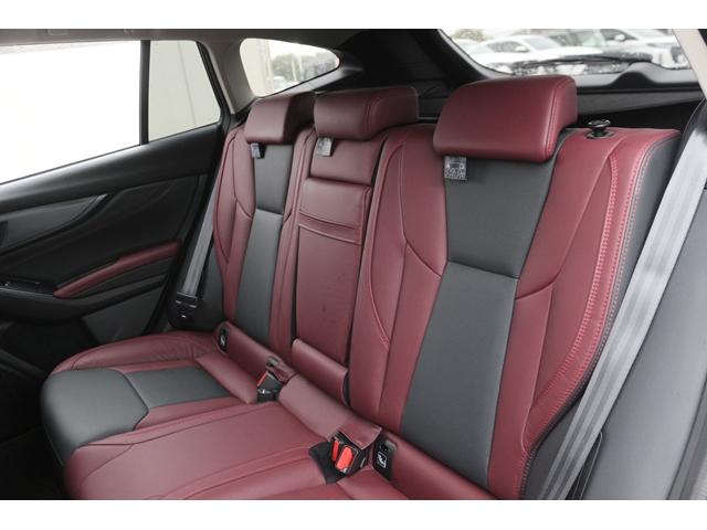 レヴォーグ ＳＴＩスポーツ　ＥＸ　禁煙車　スマートリアビューミラー　純正１１．６インチナビ　全席シートヒーター　アイサイトコアテクノロジー　前席パワーシート　ハンズフリーパワーバックドア　ブラックツートーン革シート　フルセグ　ＥＴＣ（40枚目）