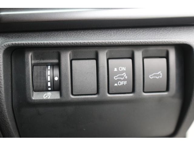 レヴォーグ ＳＴＩスポーツ　ＥＸ　禁煙車　スマートリアビューミラー　純正１１．６インチナビ　全席シートヒーター　アイサイトコアテクノロジー　前席パワーシート　ハンズフリーパワーバックドア　ブラックツートーン革シート　フルセグ　ＥＴＣ（67枚目）