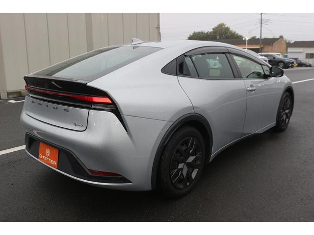 プリウス X 禁煙車 純正8インチディスプレイオーディオ フルセグ バックカメラ セーフティセンス 7インチTFTカラーメーター LEDヘッドランプ レーダークルーズ レーンキープアシスト バックカメラ ETC(12枚目)