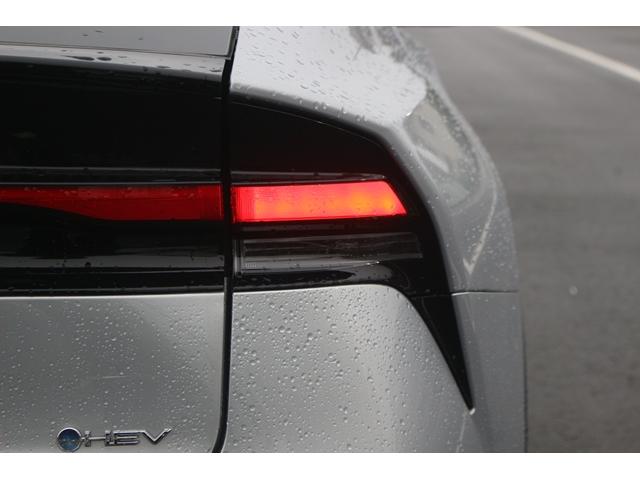 プリウス X 禁煙車 純正8インチディスプレイオーディオ フルセグ バックカメラ セーフティセンス 7インチTFTカラーメーター LEDヘッドランプ レーダークルーズ レーンキープアシスト バックカメラ ETC(21枚目)