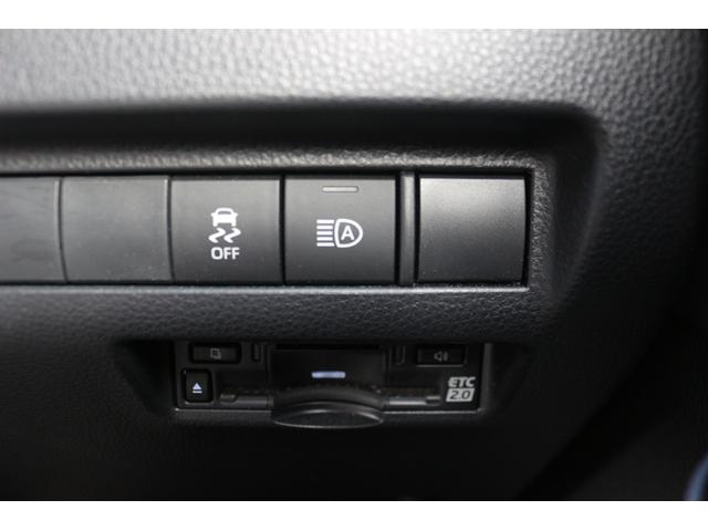 ハリアーハイブリッド Ｇ　ハーフレザー　フルセグ　バックカメラ　衝突軽減ブレーキ　レーダークルーズコントロール　ＬＥＤヘッドライト　電動リアゲート　パワーシート　デジタルインナーミラー　純正アルミホイール　スマートキー　ＥＴＣ（5枚目）