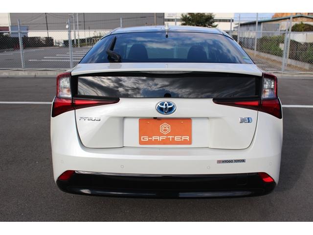 プリウス Sツーリングセレクション 禁煙車 黒革シート 純正ナビ フルセグTV 全周囲カメラ レーダークルーズ 衝突軽減 クリアランスソナー レーンキープ LEDヘッドライト シートヒーター Bluetooth オートライト ETC(10枚目)