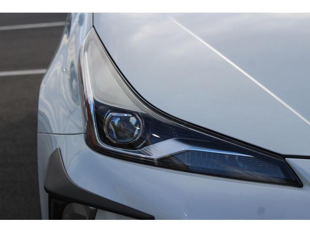 プリウス Sツーリングセレクション 禁煙車 黒革シート 純正ナビ フルセグTV 全周囲カメラ レーダークルーズ 衝突軽減 クリアランスソナー レーンキープ LEDヘッドライト シートヒーター Bluetooth オートライト ETC(12枚目)