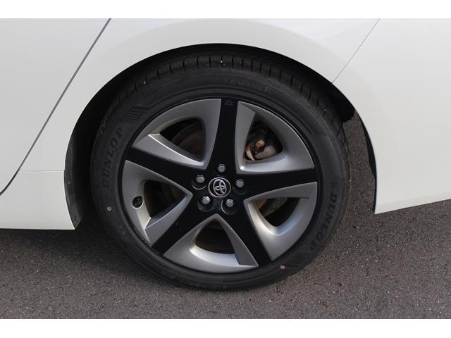 プリウス Sツーリングセレクション 禁煙車 黒革シート 純正ナビ フルセグTV 全周囲カメラ レーダークルーズ 衝突軽減 クリアランスソナー レーンキープ LEDヘッドライト シートヒーター Bluetooth オートライト ETC(32枚目)