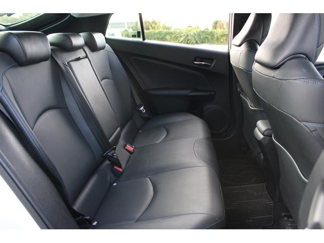 プリウス Sツーリングセレクション 禁煙車 黒革シート 純正ナビ フルセグTV 全周囲カメラ レーダークルーズ 衝突軽減 クリアランスソナー レーンキープ LEDヘッドライト シートヒーター Bluetooth オートライト ETC(37枚目)