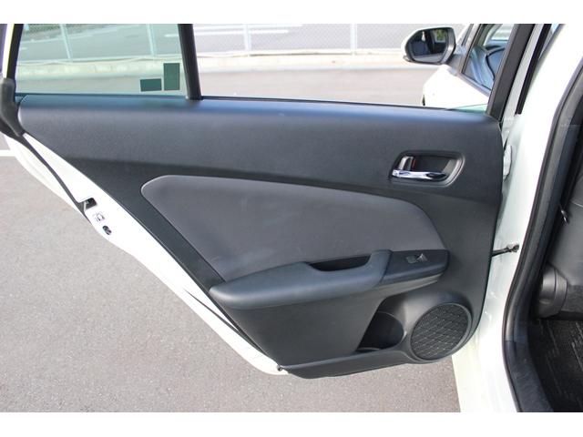 プリウス Sツーリングセレクション 禁煙車 黒革シート 純正ナビ フルセグTV 全周囲カメラ レーダークルーズ 衝突軽減 クリアランスソナー レーンキープ LEDヘッドライト シートヒーター Bluetooth オートライト ETC(39枚目)