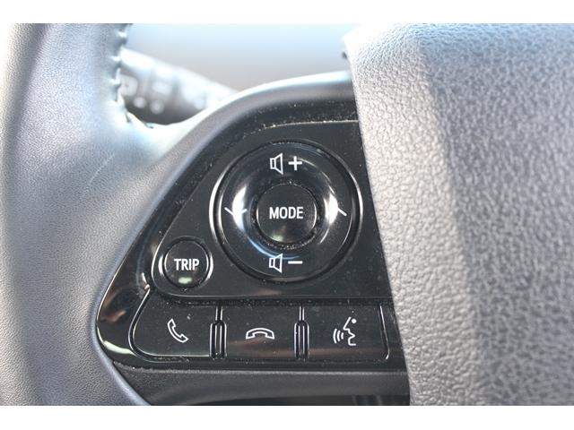 プリウス Sツーリングセレクション 禁煙車 黒革シート 純正ナビ フルセグTV 全周囲カメラ レーダークルーズ 衝突軽減 クリアランスソナー レーンキープ LEDヘッドライト シートヒーター Bluetooth オートライト ETC(47枚目)