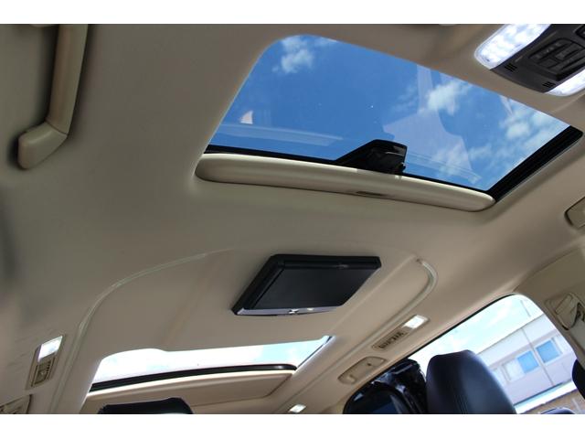 アルファード 2.5X 禁煙車 サンルーフ 後席モニター アルパイン11型ナビ フルセグTV バックカメラ 両側電動スライドドア 衝突軽減 ETC LEDヘッドライト オートライト 黒シートカバー 18インチアルミホイール(3枚目)