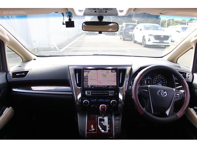 アルファード 2.5X 禁煙車 サンルーフ 後席モニター アルパイン11型ナビ フルセグTV バックカメラ 両側電動スライドドア 衝突軽減 ETC LEDヘッドライト オートライト 黒シートカバー 18インチアルミホイール(19枚目)