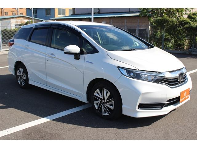 シャトル ハイブリッド ホンダセンシング 禁煙車 純正ナビ フルセグTV バックカメラ 衝突軽減 レーダークルーズコントロール ETC 電動格納ミラー プッシュスタート 路外逸脱抑制システム LEDヘッドライト Bluetooth接続(9枚目)