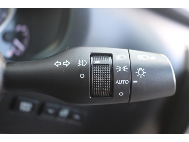 ＮＸ ＮＸ３００ｈ　バージョンＬ　禁煙車　純正１０．３インチナビ　フルセグ　全周囲カメラ　赤・茶革シート　ブラインドスポットモニター　３眼ヘッドライト　シートエアコン　シートヒーター　衝突軽減　レーダークルーズ　ＢＴ接続　ＥＴＣ（50枚目）