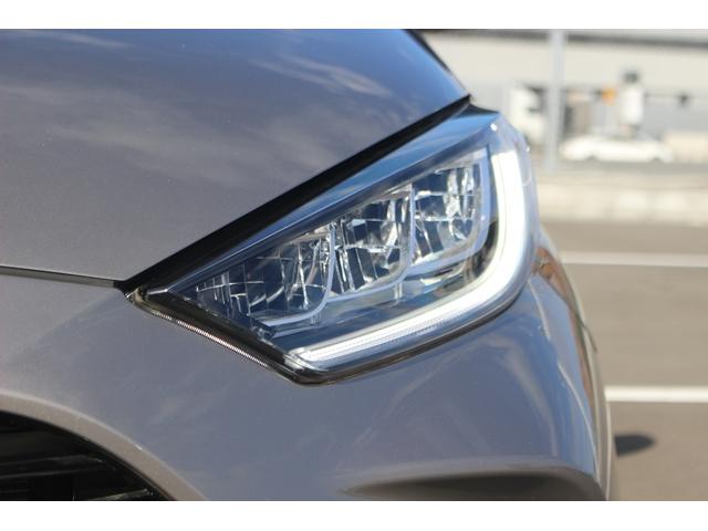 ヤリス Ｚ　禁煙車　６ＭＴ　純正ディスプレイオーディオ　衝突軽減ブレーキ　シートヒーター　レーダークルーズコントロール　純正１６ＡＷ　ＥＴＣ　電動格納ドアミラー　Ｂｌｕｅｔｏｏｔｈ接続　プッシュスタート（17枚目）