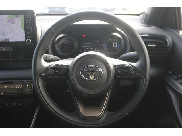 ヤリス Ｚ　禁煙車　６ＭＴ　純正ディスプレイオーディオ　衝突軽減ブレーキ　シートヒーター　レーダークルーズコントロール　純正１６ＡＷ　ＥＴＣ　電動格納ドアミラー　Ｂｌｕｅｔｏｏｔｈ接続　プッシュスタート（43枚目）