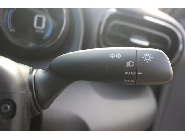 ヤリス Ｚ　禁煙車　６ＭＴ　純正ディスプレイオーディオ　衝突軽減ブレーキ　シートヒーター　レーダークルーズコントロール　純正１６ＡＷ　ＥＴＣ　電動格納ドアミラー　Ｂｌｕｅｔｏｏｔｈ接続　プッシュスタート（47枚目）