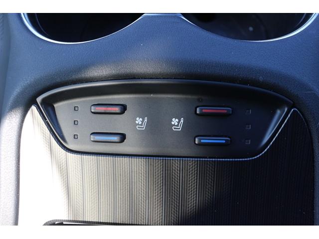 ハリアーハイブリッド Ｚ　レザーパッケージ　禁煙車　調光パノラマルーフ　ＪＢＬサウンド　黒革シート　純正１２．３型ナビ　フルセグＴＶ　全方位カメラ　シートクーラー・シートヒーター　ステアリングヒーター　デジタルミラー　　衝突軽減　電動リアゲート（8枚目）