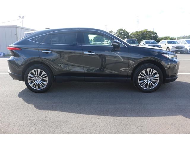 ハリアーハイブリッド Ｚ　レザーパッケージ　禁煙車　調光パノラマルーフ　ＪＢＬサウンド　黒革シート　純正１２．３型ナビ　フルセグＴＶ　全方位カメラ　シートクーラー・シートヒーター　ステアリングヒーター　デジタルミラー　　衝突軽減　電動リアゲート（11枚目）