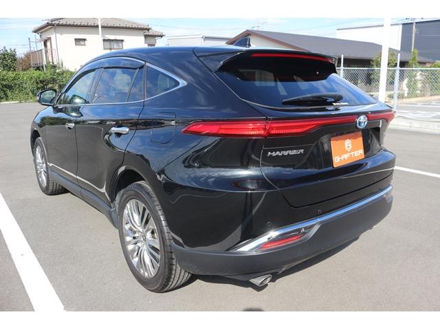 ハリアーハイブリッド Ｚ　レザーパッケージ　禁煙車　調光パノラマルーフ　ＪＢＬサウンド　黒革シート　純正１２．３型ナビ　フルセグＴＶ　全方位カメラ　シートクーラー・シートヒーター　ステアリングヒーター　デジタルミラー　　衝突軽減　電動リアゲート（14枚目）