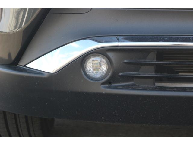 ハリアーハイブリッド Ｚ　レザーパッケージ　禁煙車　調光パノラマルーフ　ＪＢＬサウンド　黒革シート　純正１２．３型ナビ　フルセグＴＶ　全方位カメラ　シートクーラー・シートヒーター　ステアリングヒーター　デジタルミラー　　衝突軽減　電動リアゲート（22枚目）