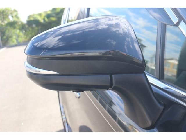 ハリアーハイブリッド Ｚ　レザーパッケージ　禁煙車　調光パノラマルーフ　ＪＢＬサウンド　黒革シート　純正１２．３型ナビ　フルセグＴＶ　全方位カメラ　シートクーラー・シートヒーター　ステアリングヒーター　デジタルミラー　　衝突軽減　電動リアゲート（26枚目）