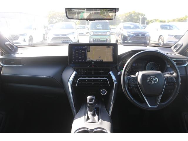 ハリアーハイブリッド Ｚ　レザーパッケージ　禁煙車　調光パノラマルーフ　ＪＢＬサウンド　黒革シート　純正１２．３型ナビ　フルセグＴＶ　全方位カメラ　シートクーラー・シートヒーター　ステアリングヒーター　デジタルミラー　　衝突軽減　電動リアゲート（45枚目）