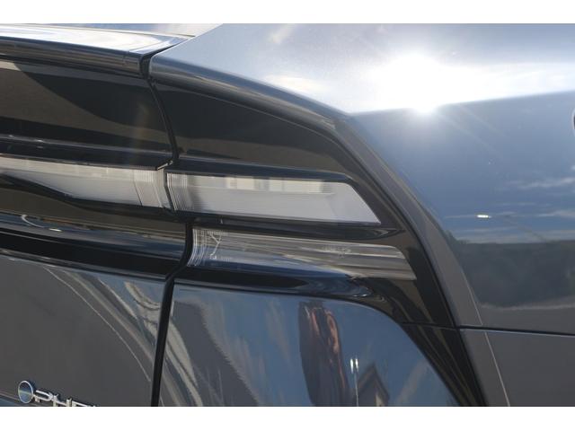 プリウス Ｚ　禁煙車　パノラマルーフ　黒革シート　純正１２．３型ナビ　全方位カメラ　フルセグＴＶ　レーダークルーズコントロール　シートクーラー　シートヒーター　デジタルミラー　　ＥＴＣ２．０　トヨタセーフティセンス（21枚目）