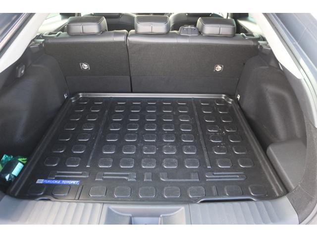 プリウス Ｚ　禁煙車　パノラマルーフ　黒革シート　純正１２．３型ナビ　全方位カメラ　フルセグＴＶ　レーダークルーズコントロール　シートクーラー　シートヒーター　デジタルミラー　　ＥＴＣ２．０　トヨタセーフティセンス（32枚目）