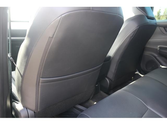 プリウス Ｚ　禁煙車　パノラマルーフ　黒革シート　純正１２．３型ナビ　全方位カメラ　フルセグＴＶ　レーダークルーズコントロール　シートクーラー　シートヒーター　デジタルミラー　　ＥＴＣ２．０　トヨタセーフティセンス（45枚目）