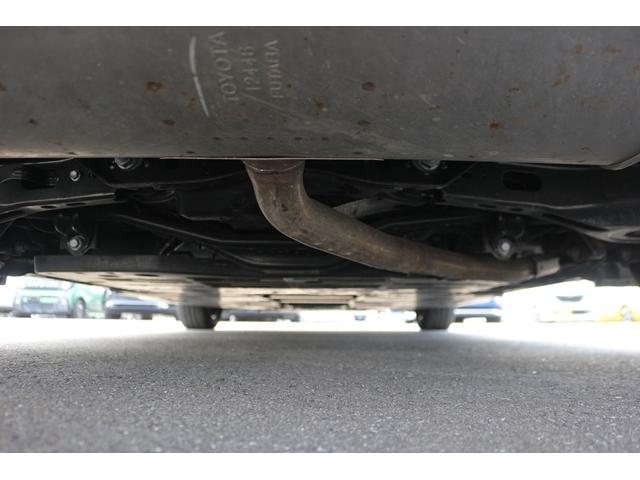 プリウス Ｚ　禁煙車　パノラマルーフ　黒革シート　純正１２．３型ナビ　全方位カメラ　フルセグＴＶ　レーダークルーズコントロール　シートクーラー　シートヒーター　デジタルミラー　　ＥＴＣ２．０　トヨタセーフティセンス（67枚目）