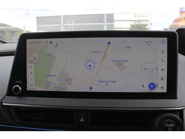 プリウス Ｚ　禁煙車　パノラマルーフ　モデリスタエアロ　トヨタセーフティセンス　純正１２．３型ナビ　フルセグ　バックカメラ　電動Ｒゲート　黒革シート　レーダークルーズ　衝突軽減　ＥＴＣ　パワーシート　シートヒーター（3枚目）