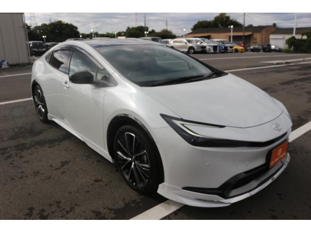プリウス Ｚ　禁煙車　パノラマルーフ　モデリスタエアロ　トヨタセーフティセンス　純正１２．３型ナビ　フルセグ　バックカメラ　電動Ｒゲート　黒革シート　レーダークルーズ　衝突軽減　ＥＴＣ　パワーシート　シートヒーター（9枚目）