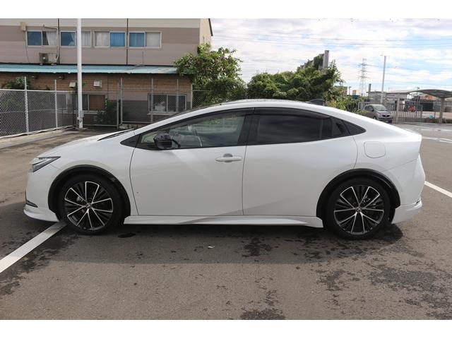 プリウス Ｚ　禁煙車　パノラマルーフ　モデリスタエアロ　トヨタセーフティセンス　純正１２．３型ナビ　フルセグ　バックカメラ　電動Ｒゲート　黒革シート　レーダークルーズ　衝突軽減　ＥＴＣ　パワーシート　シートヒーター（14枚目）