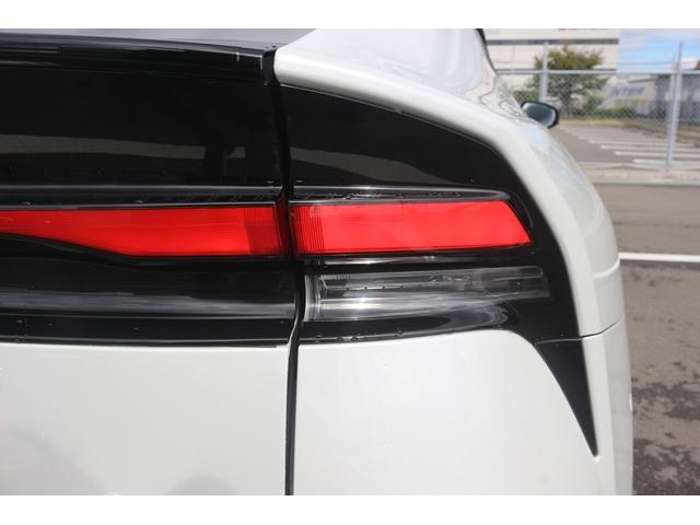 プリウス Ｚ　禁煙車　パノラマルーフ　モデリスタエアロ　トヨタセーフティセンス　純正１２．３型ナビ　フルセグ　バックカメラ　電動Ｒゲート　黒革シート　レーダークルーズ　衝突軽減　ＥＴＣ　パワーシート　シートヒーター（21枚目）