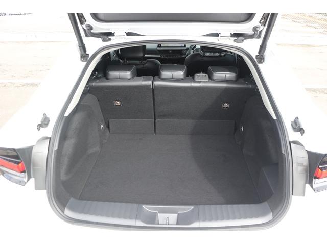 プリウス Ｚ　禁煙車　パノラマルーフ　モデリスタエアロ　トヨタセーフティセンス　純正１２．３型ナビ　フルセグ　バックカメラ　電動Ｒゲート　黒革シート　レーダークルーズ　衝突軽減　ＥＴＣ　パワーシート　シートヒーター（33枚目）