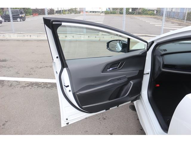 プリウス Ｚ　禁煙車　パノラマルーフ　モデリスタエアロ　トヨタセーフティセンス　純正１２．３型ナビ　フルセグ　バックカメラ　電動Ｒゲート　黒革シート　レーダークルーズ　衝突軽減　ＥＴＣ　パワーシート　シートヒーター（35枚目）