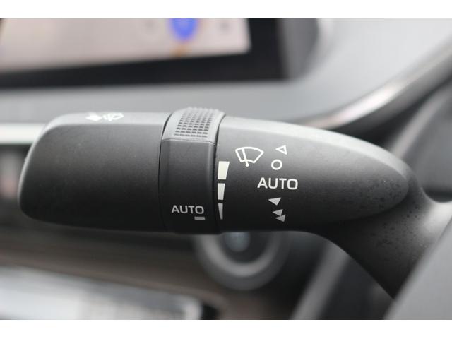 プリウス Ｚ　禁煙車　パノラマルーフ　モデリスタエアロ　トヨタセーフティセンス　純正１２．３型ナビ　フルセグ　バックカメラ　電動Ｒゲート　黒革シート　レーダークルーズ　衝突軽減　ＥＴＣ　パワーシート　シートヒーター（49枚目）