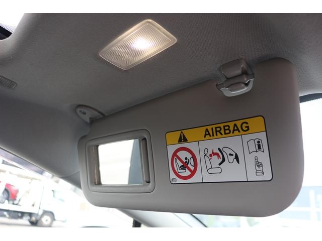 プリウス Ｚ　禁煙車　パノラマルーフ　モデリスタエアロ　トヨタセーフティセンス　純正１２．３型ナビ　フルセグ　バックカメラ　電動Ｒゲート　黒革シート　レーダークルーズ　衝突軽減　ＥＴＣ　パワーシート　シートヒーター（69枚目）